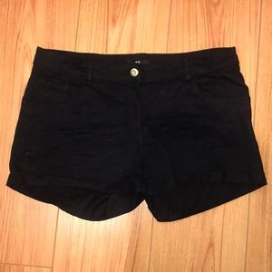 H&M - Black Shorts